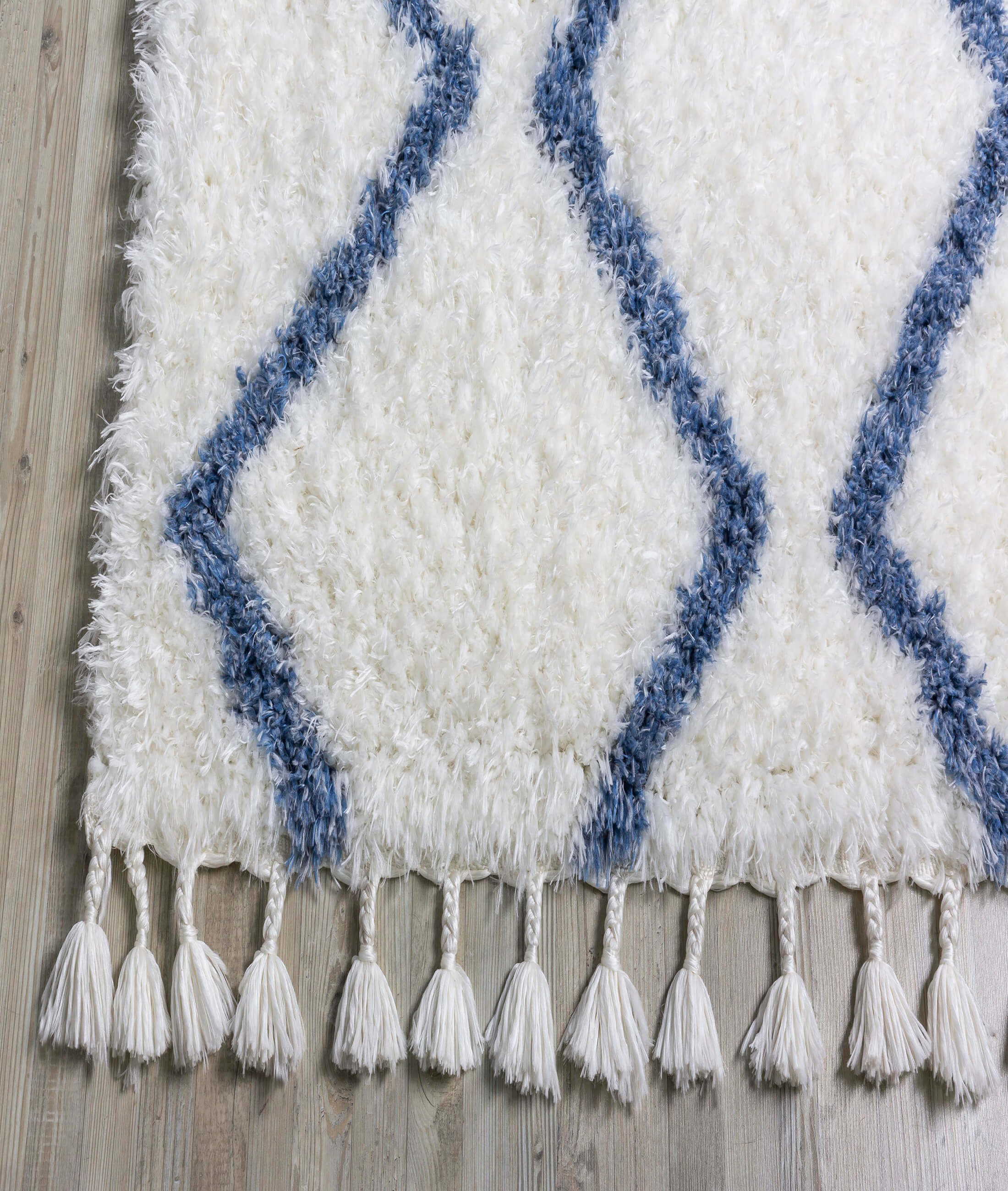 Marakesh White Blue Carpet 0420A